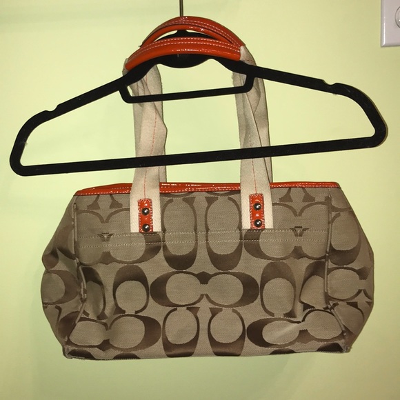Coach Signature Daisy Khaki & Orange Tote - Picture 4 of 8